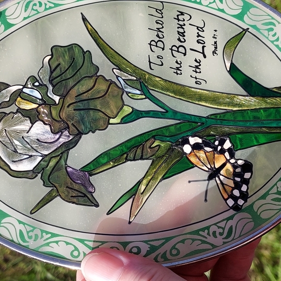 Amia Hanging Suncatcher Flowers w/Butterfly 6 7/8inLx5 1/3in.W+Chain,GUC - Picture 5 of 8